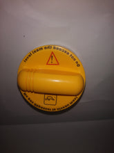 Cargar imagen en el visor de la galería, TAPÓN ACEITE