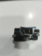 Cargar imagen en el visor de la galería, PILOTO MATRICULA FORD
