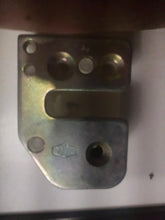 Cargar imagen en el visor de la galería, RESBALON PUERTA DERECHA RENAULT 9/11
