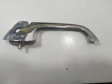 Cargar imagen en el visor de la galería, MANECILLA EXTERIOR PUERTA TRASERA IZQ
