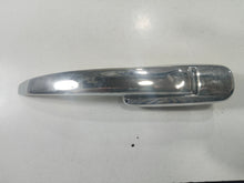 Cargar imagen en el visor de la galería, MANECILLA APERTURA EXTERIOR SEAT 850 PRIMERA SERIE, SIN LLAVE
