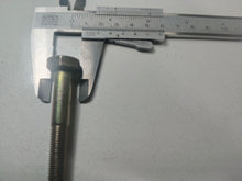 Cargar imagen en el visor de la galería, TORNILLO PALIER SIMCA
